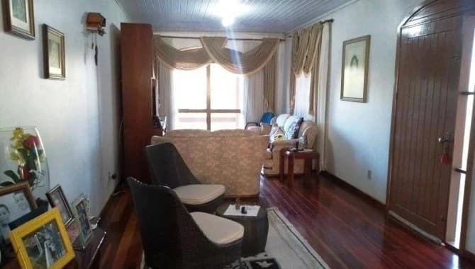 Foto 7 de 14: Casa em leilão em Caxias Do Sul - RS — Casa 294 m² - Salgado Filho - Caxias do Sul - RS