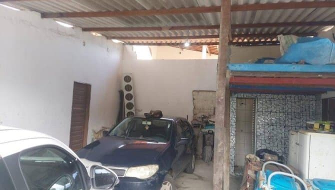 Foto 2 de 9: Casa em leilão em Camaçari - BA — Casa 389 m² - Monte Gordo - Camaçari - BA