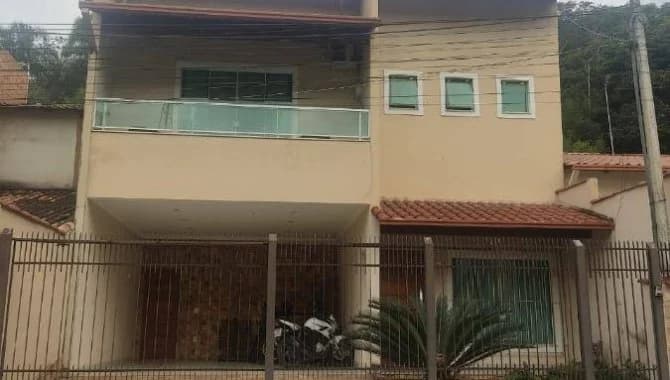 Foto 1 de 4: Casa em leilão em Barra Mansa - RJ — Casa 268 m² - Santa Rita II - Barra Mansa - RJ