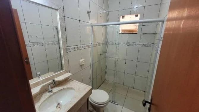 Foto 32 de 38: Casa em leilão em Santa Helena De Goiás - GO — Casa 141 m² - Parque Residencial Isaura - Santa Helena de Goiás - GO
