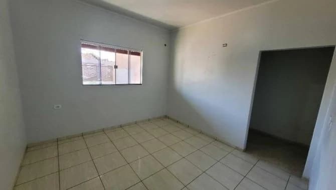 Foto 10 de 38: Casa em leilão em Santa Helena De Goiás - GO — Casa 141 m² - Parque Residencial Isaura - Santa Helena de Goiás - GO