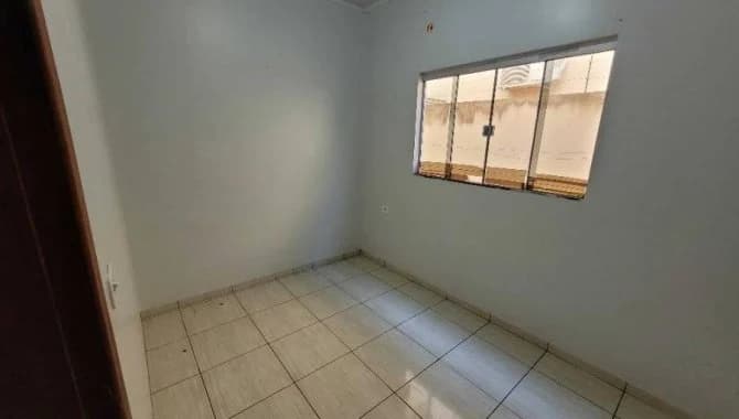 Foto 16 de 38: Casa em leilão em Santa Helena De Goiás - GO — Casa 141 m² - Parque Residencial Isaura - Santa Helena de Goiás - GO