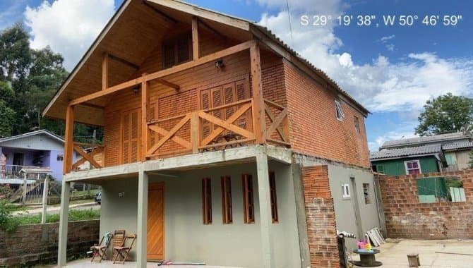 Foto 1 de 14: Casa em leilão em Canela - RS — Casa, Padrão, 0 Vaga(S) de Garagem