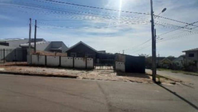 Casa em leilão em Ponta Grossa - PR — Casa 37 m² - Piriquitos - Ponta Grossa - PR