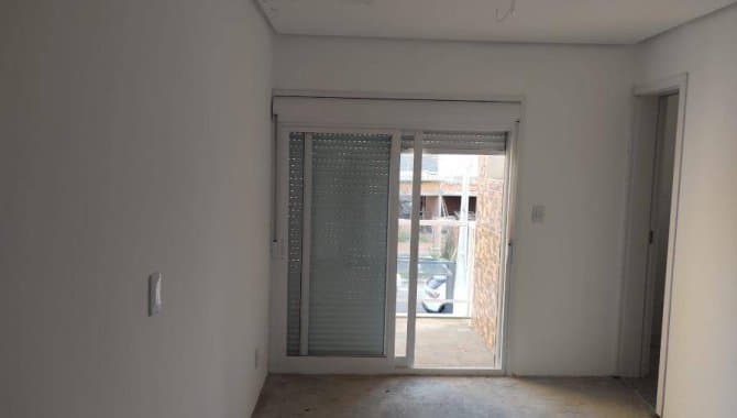 Foto 3 de 15: Casa em leilão em Canoas - RS — Casa, em Condomínio, 0 Vaga(S) de Garagem