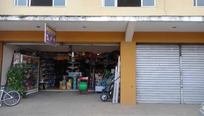 Foto 1 de 6: Comercial em leilão em Valença - RJ — Loja 111 m² - Carambita - Valença - RJ