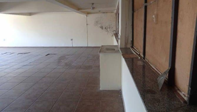 Foto 5 de 6: Comercial em leilão em Valença - RJ — Loja 111 m² - Carambita - Valença - RJ