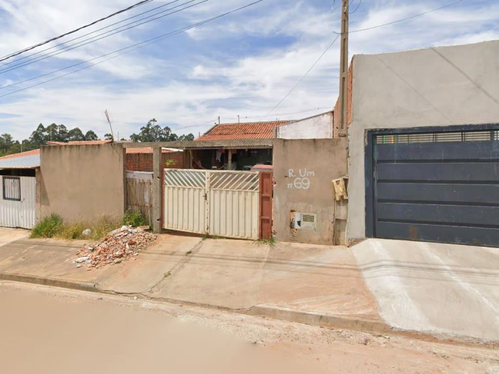Foto 3 de 4: Casa em leilão em Botucatu - SP — Casa em Terreno de 200 m² - Conjunto Habitacional Popular Altos da Serra  - Botucatu - SP