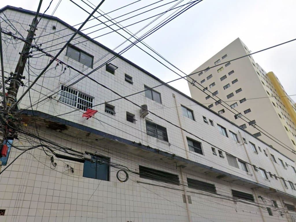 Foto 2 de 4: Comercial em leilão em Praia Grande - SP — Sala Comercial 21 m² (Unid. 109 do Edifício Comercial Bona) - Praia Ocian - Praia Grande - SP