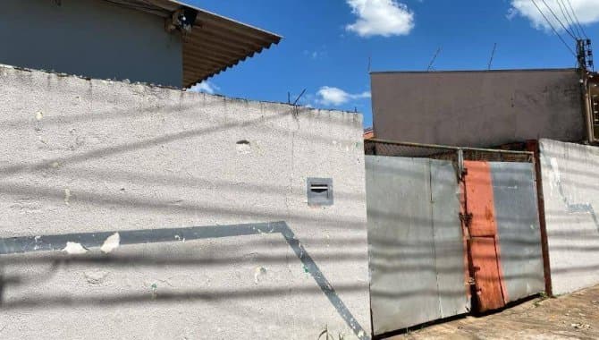 Foto 2 de 3: Casa em leilão em Presidente Prudente - SP — Casa 48 m² - Jardim Santa Eliza - Presidente Prudente - SP