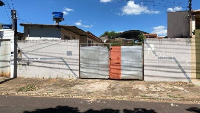 Foto 1 de 3: Casa em leilão em Presidente Prudente - SP — Casa 48 m² - Jardim Santa Eliza - Presidente Prudente - SP