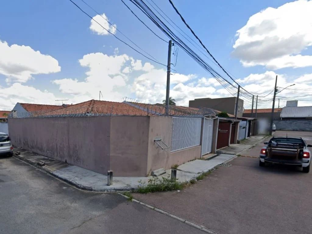 Foto 2 de 2: Casa em leilão em Curitiba - PR — Casa 52 m² - Curitiba-PR - Rua Pedro Violani, 1600 - Casa 23 - Cajuru