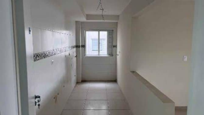 Foto 9 de 14: Apartamento em leilão em Curitiba - PR — Apartamento 48 m² (01 vaga) - Pinheirinho - Curitiba - PR