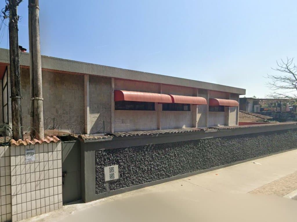 Foto 3 de 5: Comercial em leilão em São Vicente - SP, bairro Morro dos Barbosas — Direitos sobre Imóvel Comercial 2.327 m² - Morro dos Barbosas - São Vicente - SP