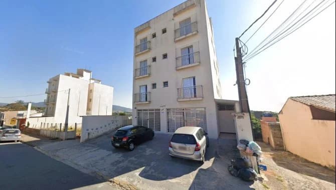 Terreno em leilão em Jundiaí - SP, bairro Quinta das Videiras — Terreno 645 m² (com construções de Apartamentos e Salões Comerciais) - Quinta Das Videiras - Jundiaí - SP