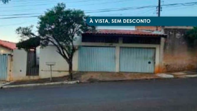 Foto 1 de 4: Casa em leilão em Bauru - SP — Casa 48 m² - Conjunto Habitacional Mary Dota - Bauru - SP