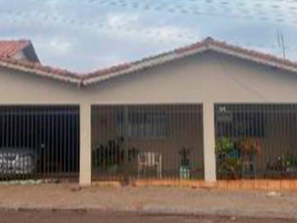 Foto 3 de 4: Casa em leilão em Santa Helena De Goiás - GO — Casa 57 m² - Centro - Santa Helena de Goiás - GO
