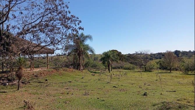 Foto 19 de 31: Terreno em leilão em Pérola - PR, bairro Pérola — Área de 831 m² (Lt. 10 - Qd. 04) - Parque Residencial Viva - Pérola - PR