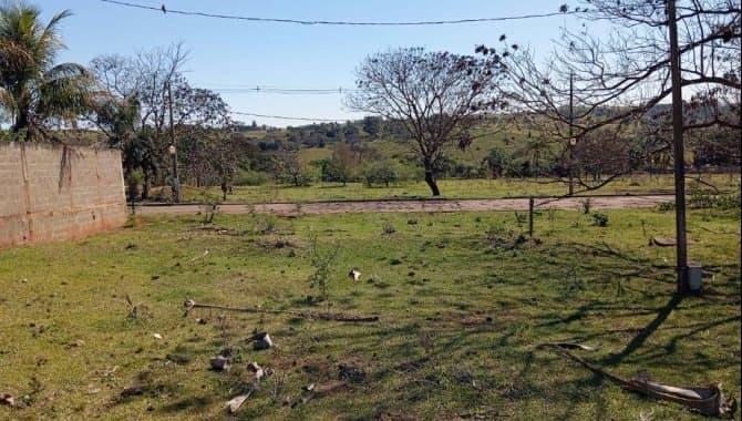 Foto 20 de 31: Terreno em leilão em Pérola - PR, bairro Pérola — Área de 831 m² (Lt. 10 - Qd. 04) - Parque Residencial Viva - Pérola - PR