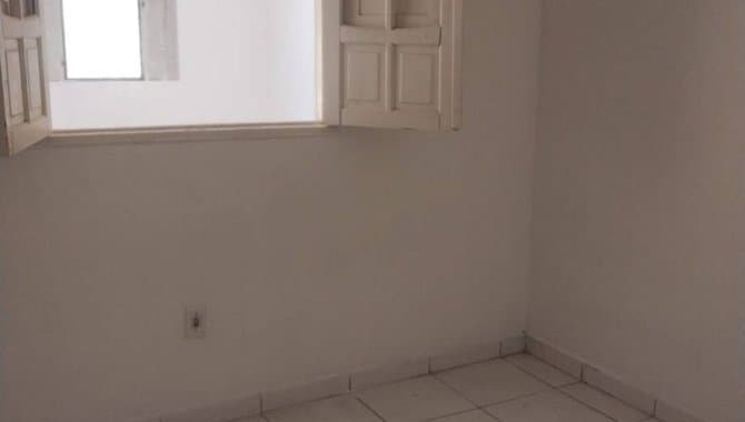 Foto 13 de 21: Casa em leilão em Maceió - AL, bairro Santos Dumont — Casa em Condomínio 48 m² (Unid. 05) - Prefeito Antonio L De Souza - Rio Largo - AL