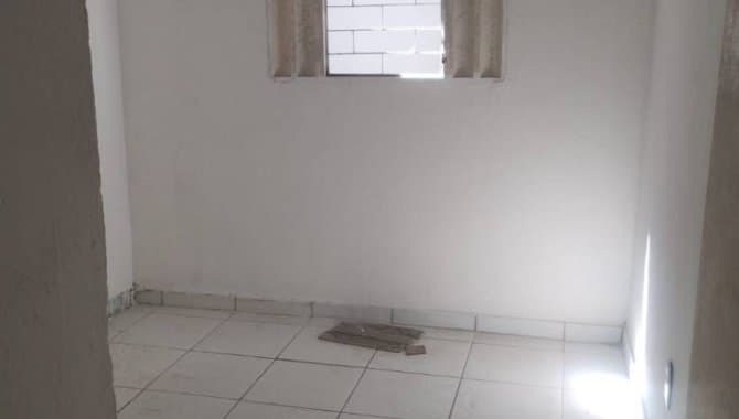Foto 14 de 21: Casa em leilão em Maceió - AL, bairro Santos Dumont — Casa em Condomínio 48 m² (Unid. 05) - Prefeito Antonio L De Souza - Rio Largo - AL