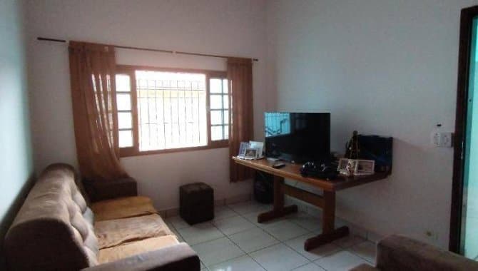 Foto 6 de 6: Casa em leilão em Itanhaém - SP, bairro Jardim Suarão — Casa 88 m² - Jardim Suarão - Itanhaém - SP