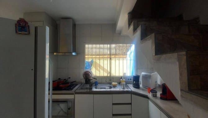 Foto 12 de 29: Casa em leilão em Suzano - SP, bairro Recreio Sertãozinho — Casa em Condomínio 86 m² (01 vaga) - Recreio Sertãozinho - Suzano - SP