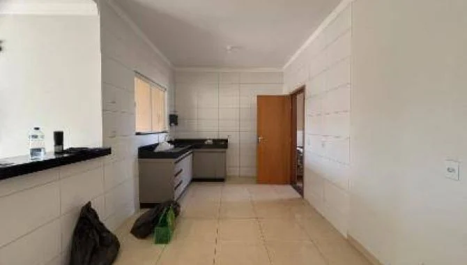Foto 7 de 24: Casa em leilão em Catalão - GO, bairro Setor Aeroporto — Casa 103 m² (Unid. 01) - Setor Aeroporto - Catalão - GO