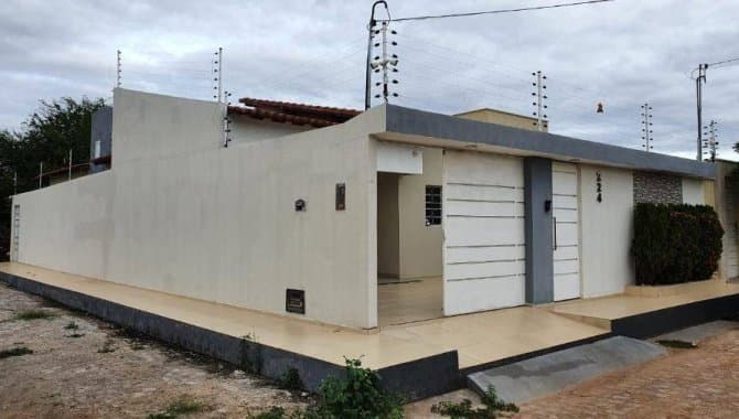 Foto 2 de 15: Casa em leilão em Picos - PI, bairro Ipueiras — Casa 122 m² - Ipueiras - Picos - PI