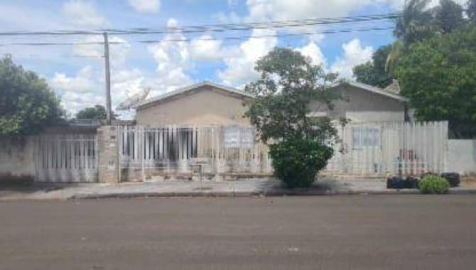 Foto 1 de 13: Casa em leilão em Guaraçaí - SP, bairro Centro — Casa 151 m² - Centro - Guaraçaí - SP
