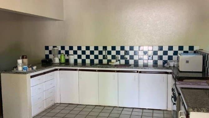 Foto 36 de 43: Apartamento em leilão em Paulista - PE, bairro Maria Farinha — Apartamento 490 m² (01 vaga) - Maria Farinha - Paulista - PE