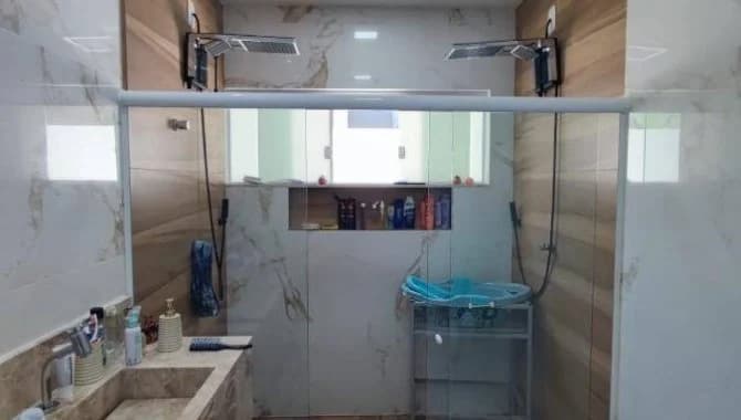 Foto 12 de 20: Casa em leilão em Barra Dos Coqueiros - SE, bairro Zona de Expansão (Olhos D'Agua) — Casa em Condomínio 290 m² (01 vaga) - Zona de Expansão - Barra dos Coqueiros - SE