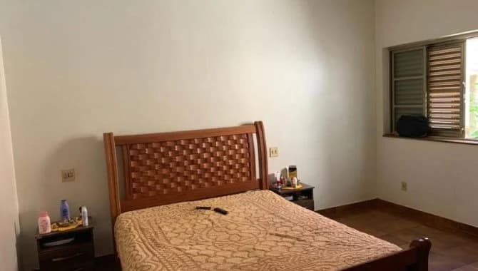 Foto 11 de 17: Casa em leilão em Jardinópolis - SP, bairro Jardim Niagara — Casa 277 m² - Jardim Niagara - Jardinópolis - SP