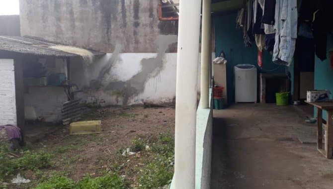 Foto 2 de 13: Casa em leilão em Iguape - SP, bairro Rocio — Casa, Padrão, 1 Vaga(S) de Garagem