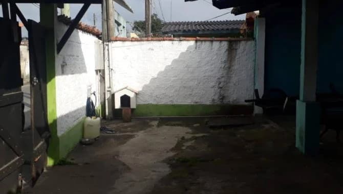 Foto 6 de 13: Casa em leilão em Iguape - SP, bairro Rocio — Casa, Padrão, 1 Vaga(S) de Garagem