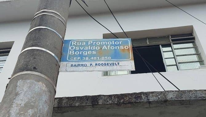 Foto 6 de 12: Casa em leilão em Uberlândia - MG, bairro Vila Presidente Roosevelt — Casa 128 m² - Vila Presidente Roosevelt - Uberlândia - MG