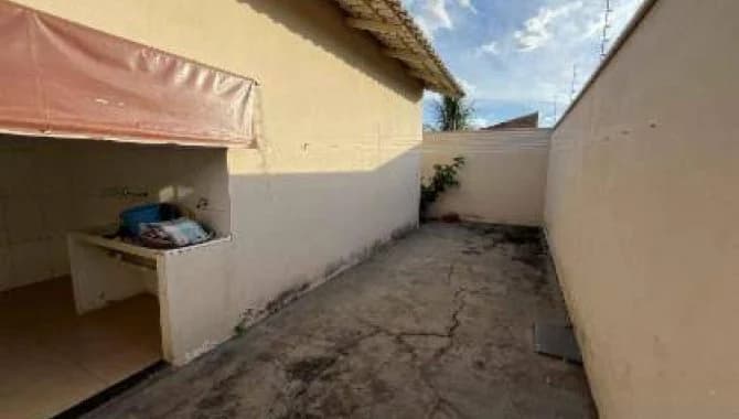 Foto 27 de 38: Casa em leilão em Porangatu - GO, bairro Santa Tereza — Casa, Padrão, 1 Vaga(S) de Garagem