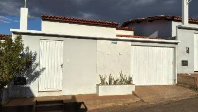 Foto 3 de 4: Casa em leilão em Ibiassucê - BA, bairro Alto do Cruzeiro — Casa 67 m² - Alto do Cruzeiro - Ibiassucê - BA