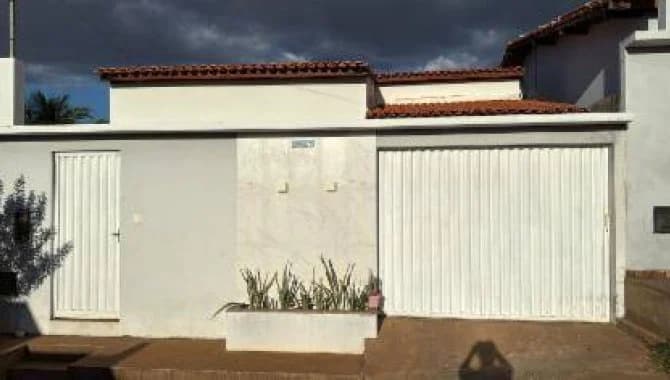 Foto 2 de 4: Casa em leilão em Ibiassucê - BA, bairro Alto do Cruzeiro — Casa 67 m² - Alto do Cruzeiro - Ibiassucê - BA