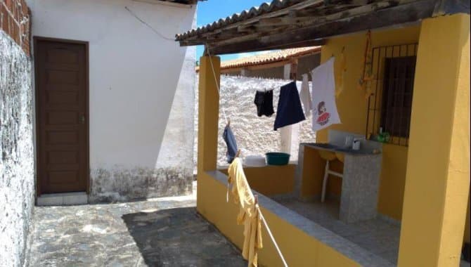 Foto 13 de 25: Casa em leilão em Pitimbu - PB, bairro Centro — Casa, Padrão, 0 Vaga(S) de Garagem