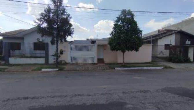 Foto 13 de 18: Casa em leilão em Lucas Do Rio Verde - MT, bairro Jardim Cerrado — Casa, Padrão, 0 Vaga(S) de Garagem