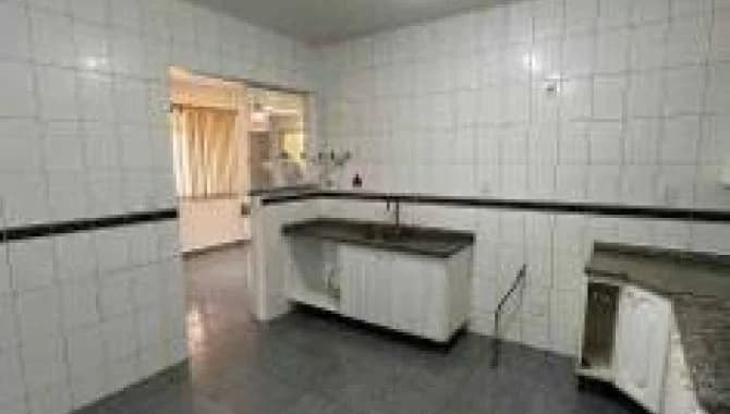Foto 11 de 21: Apartamento em leilão em Rondonópolis - MT, bairro Vila Aurora I — Apartamento, Padrão, 1 Vaga(S) de Garagem
