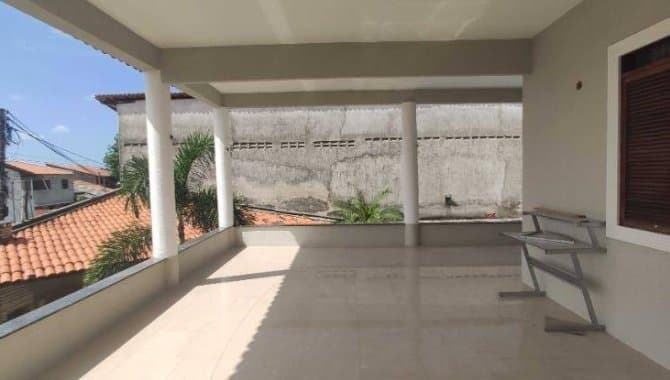 Foto 16 de 17: Casa em leilão em Fortaleza - CE, bairro Lagoa Redonda — Casa, Padrão, 1 Vaga(S) de Garagem