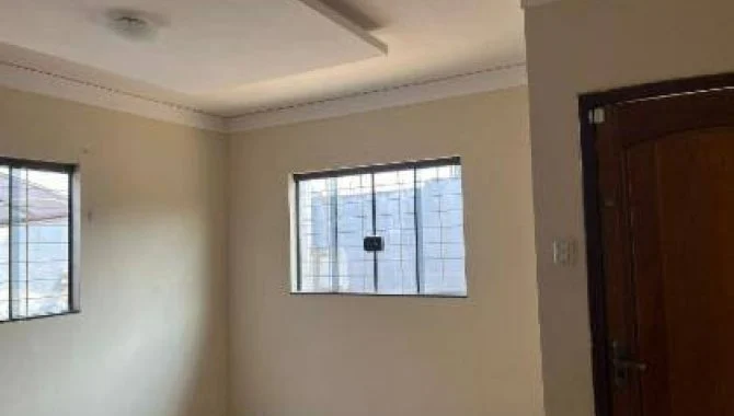 Foto 19 de 26: Casa em leilão em Apucarana - PR, bairro Jardim Aviação — Casa, Padrão, 0 Vaga(S) de Garagem