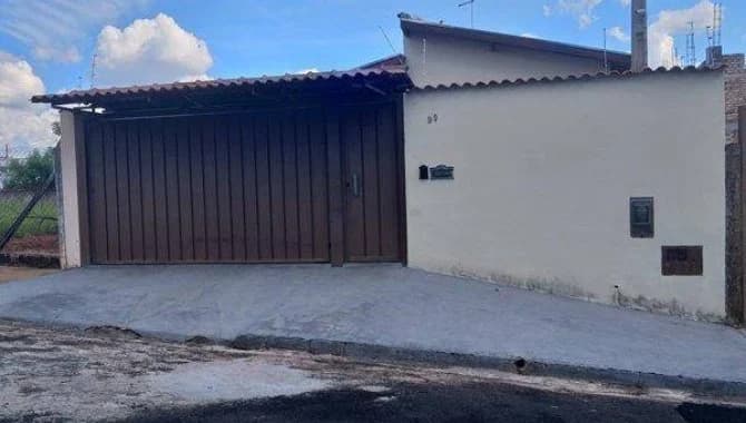 Foto 5 de 19: Casa em leilão em Mococa - SP, bairro Loteamento Santa Emilia — Casa, Padrão, 0 Vaga(S) de Garagem