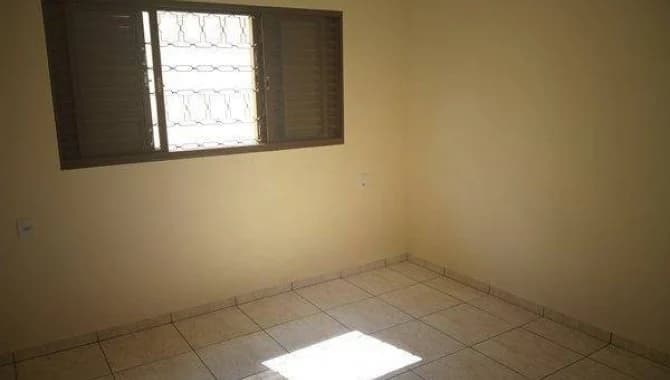Foto 13 de 19: Casa em leilão em Mococa - SP, bairro Loteamento Santa Emilia — Casa, Padrão, 0 Vaga(S) de Garagem