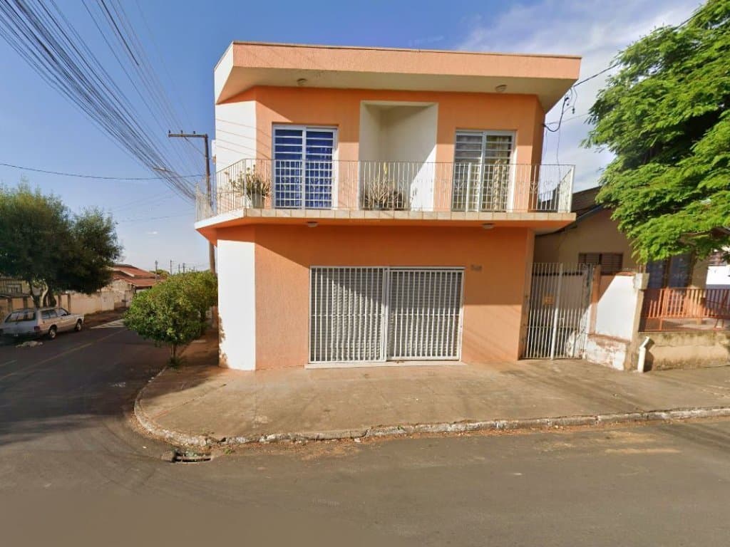 Foto 3 de 3: Casa em leilão em Carlópolis - PR, bairro Centro — Casa 35 m² - Centro - Carlópolis - PR