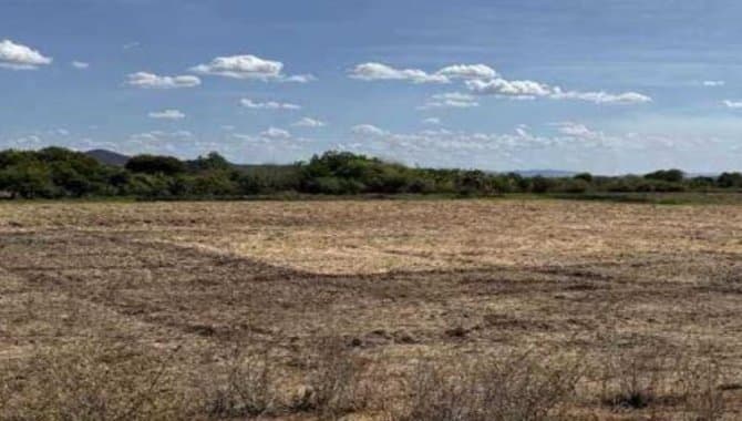 Foto 1 de 2: Area Rural em leilão em Sousa - PB, bairro Zona Rural — Área Rural 6 ha - Sousa-PB - Sítio Barro Vermelho - Zona Rural