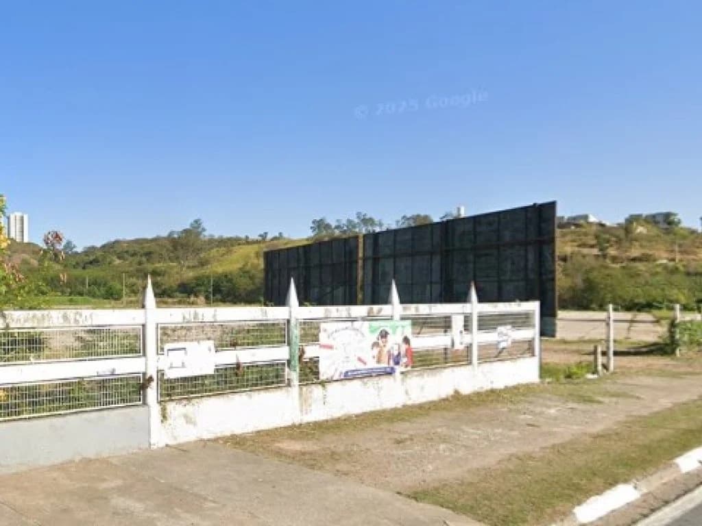 Foto 4 de 5: Terreno em leilão em Votorantim - SP, bairro Centro — Terreno 1.468 m² - Centro - Votorantim - SP