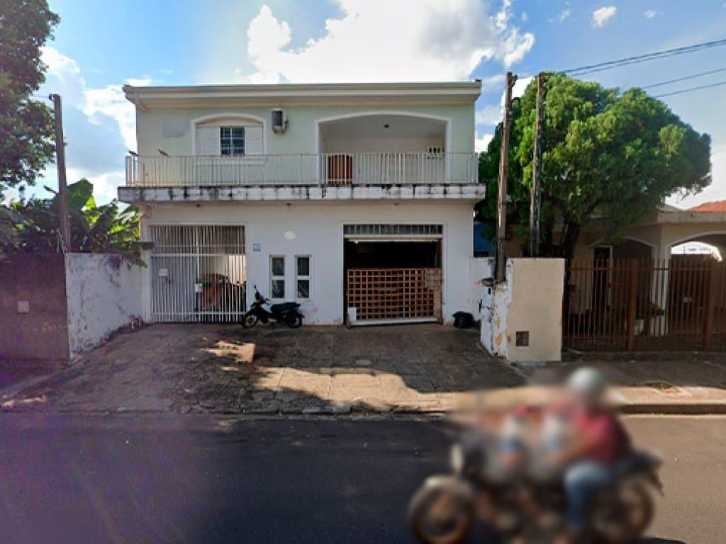 Foto 3 de 6: Comercial em leilão em Araçatuba - SP, bairro Dona Amélia — Imóvel Residencial e Comercial em Terreno de 300 m² - Jardim Dona Amélia - Araçatuba - SP